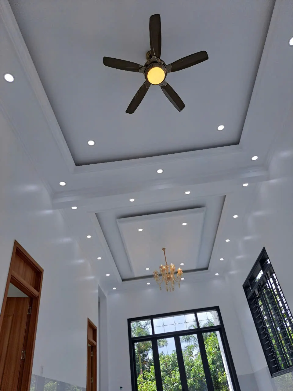 50+ MẪU TRẦN THẠCH CAO PHÒNG KHÁCH ĐẸP, HIỆN ĐẠI TẠI BÌNH DƯƠNG