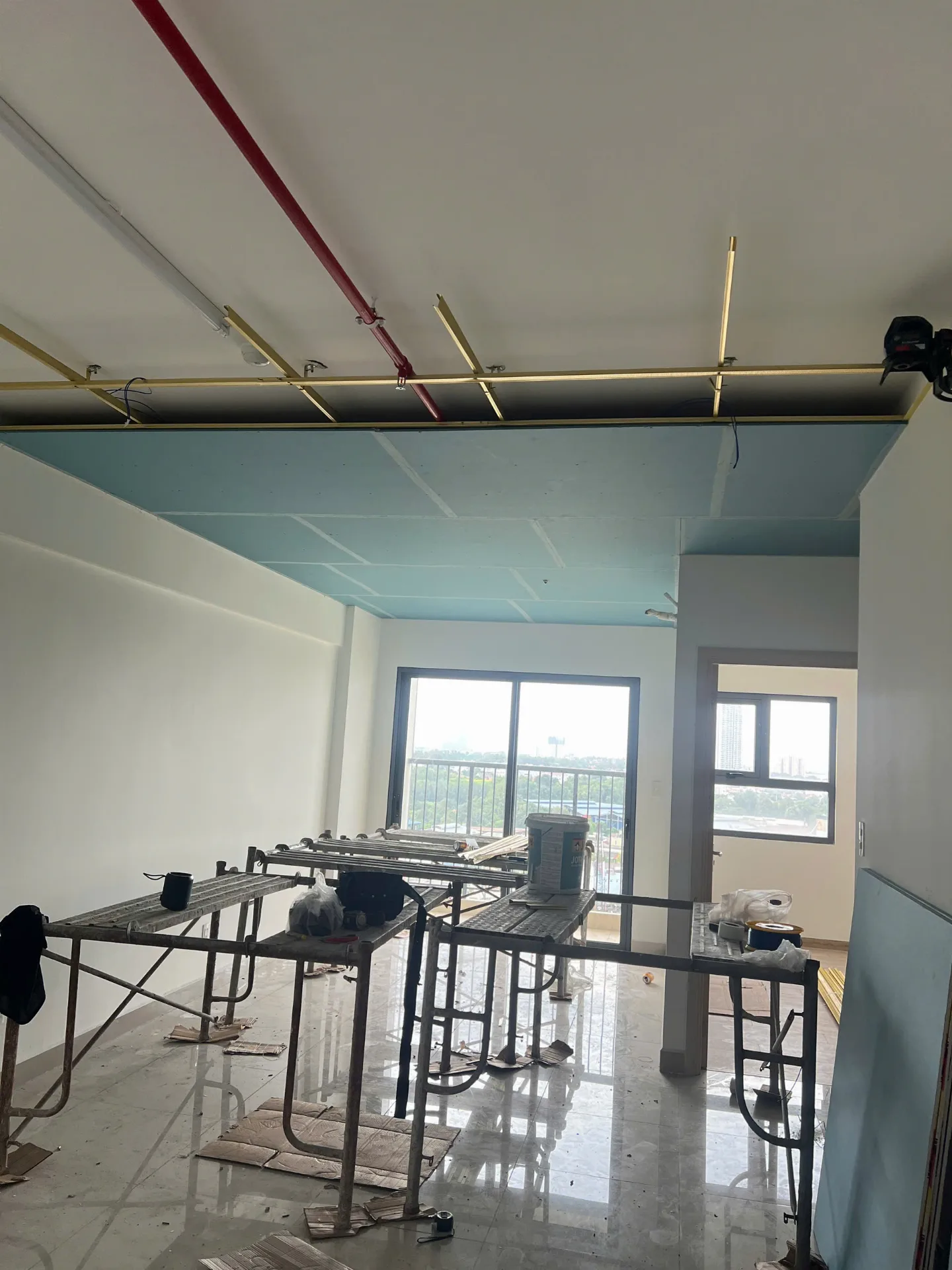 Thi Công Thạch Cao Văn Phòng Tại Bình Dương: Kiến Tạo Không Gian Hiện Đại & Chuyên Nghiệp